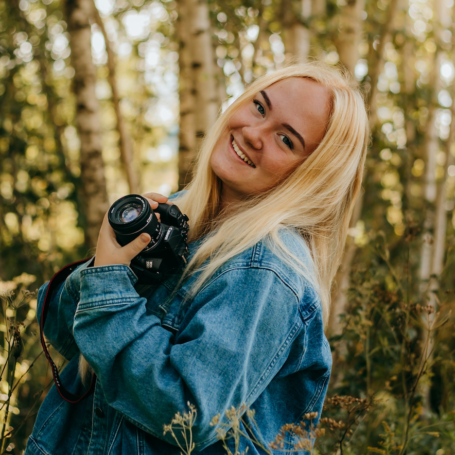 Lola Peostuudio näomaalija, fotograaf